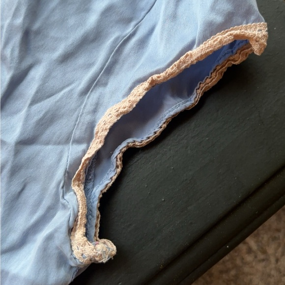 Victoria’s Secret Lace Trim Button Up Shirt - Picture 3 of 4